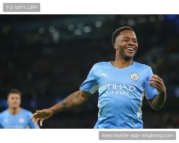 斯特林反击中低平球建功