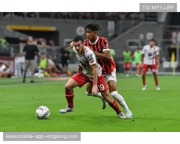 米兰2-1逆转都灵，普利西奇替补发力成胜利关键